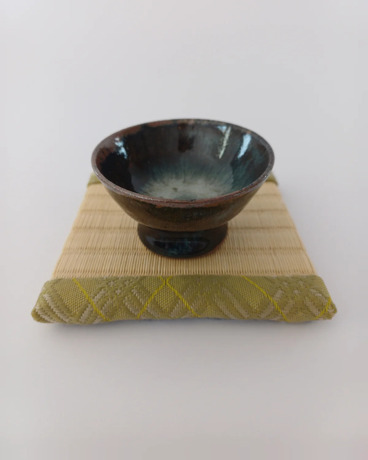 Coupe à saké, Guinomi, par Inoue Naoyuki 井上尚之